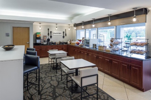 Wingate by Wyndham Shreveport Airport image 7